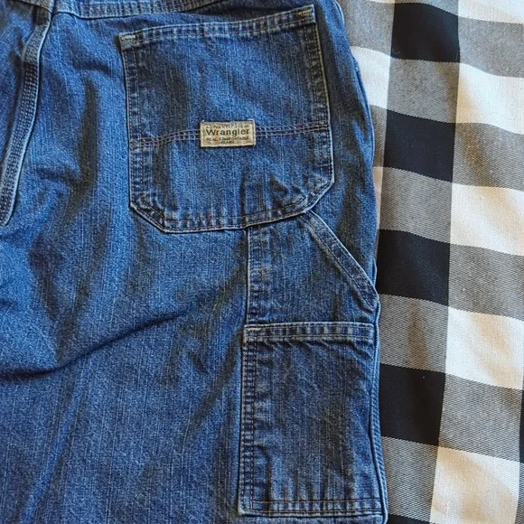 Men's Wrangler Blue Denim Carpenter Shorts Size 34 - Picture 3 of 6